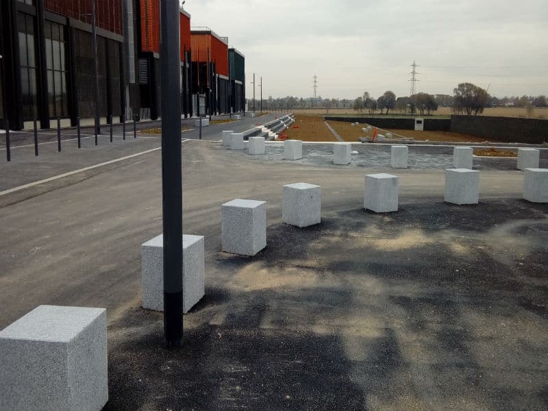 light grey kerb grey robledo